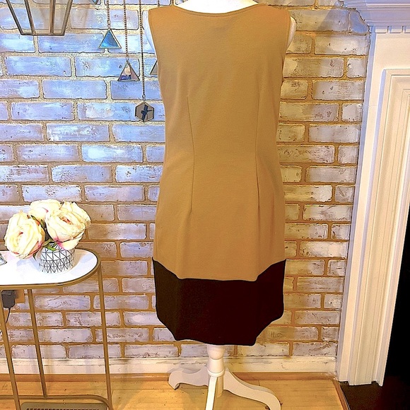 Merona Tan & Black Color Blocked Dress with Bow Neckline Detail, Women’s Size 2. - Picture 4 of 8